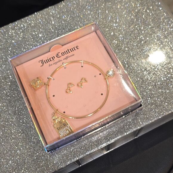 Juicy Couture Logo Shopping Bag, Heart, & Gifts Charm Bracelet & Bow Earring Set - Picture 4 of 5